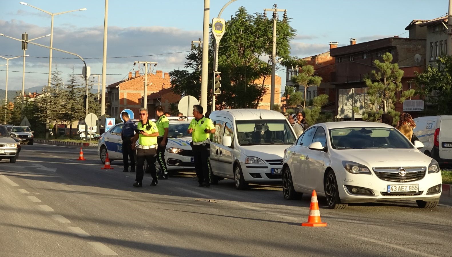 Tavşanlı’da zincirleme kazası