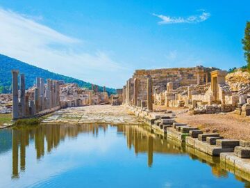 Akdeniz’in parlayan yıldızı Antalya’da Kültür Yolu Festivali başlıyor akdenizin parlayan yildizi antalyada kultur yolu festivali basliyor JT3uS9Ir.jpg