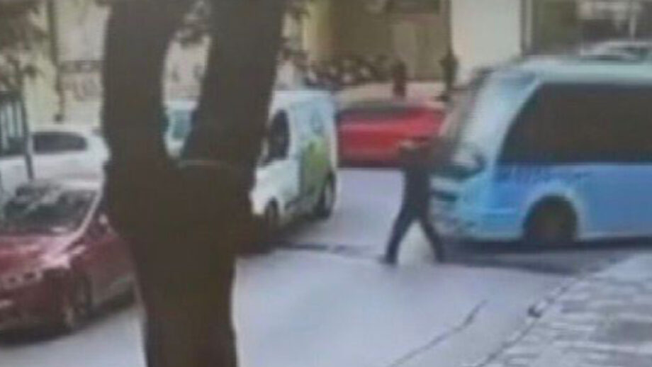 İstanbul Maltepe’de yayaya minibüs çarptı istanbul maltepede yayaya minibus carpti HcCwdAbB.jpg