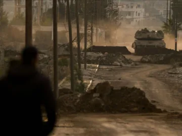 suriyedeki koye giren israil askerini halk taslayarak kovdu 8wtSEJPM.webp