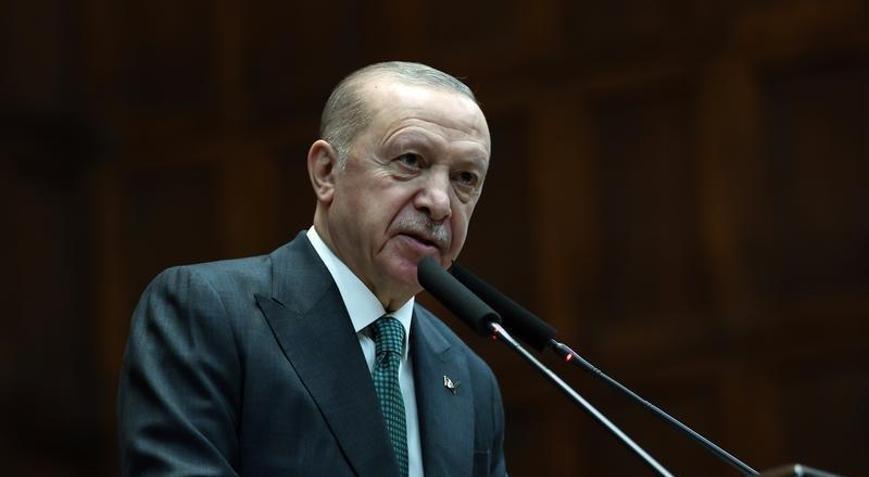 AK Parti’nin yeni şarkısı: ‘Efsane Büyük Başkan’